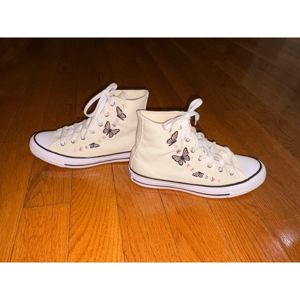 Converse Chuck Taylor All Star High Top Cream Butterfly Kids Sneakers size 5